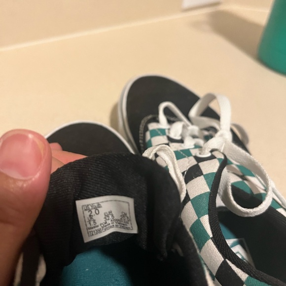 Kids vans size 2 - Picture 3 of 5